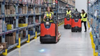 Selectoarele de comenzi din seria N20, de la Linde Material Handling, utilizate într-un depozit de mărfuri