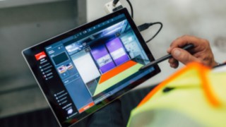 Zonele de siguranță pot fi ajustate individual în dimensiune și formă. Setările zonei de securitate Linde Door Control pe o tabletă