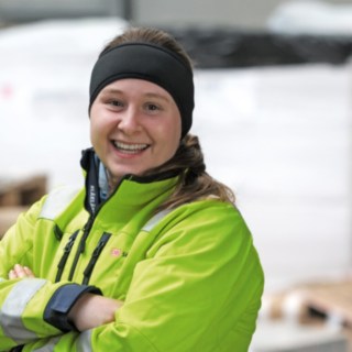 Sarah Benz, șefă de tură, DB Schenker, Schweinfurt Sarah Benz, șefă de tură, DB Schenker, Schweinfurt