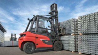 Linde X50 în acțiune la Wilhelm Layher GmbH & Co KG.