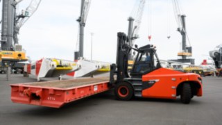 The E160 in action at Liebherr The E160 in action at Liebherr