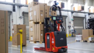 Transpaletul autonom L-MATIC de la Linde Material Handling utilizat la Wolf Gmbh