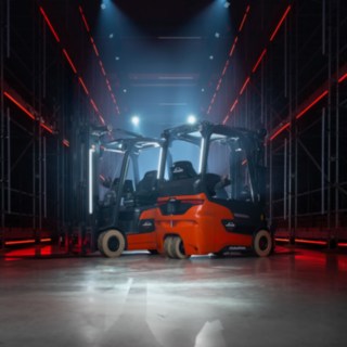 Stivuitoarele electrice Xi16 și E16, de la Linde Material Handling